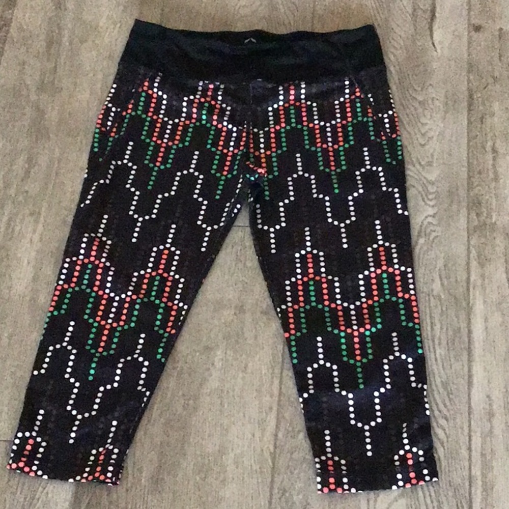 EP Sport ladies active Capri EUC. SZ S fun dots.